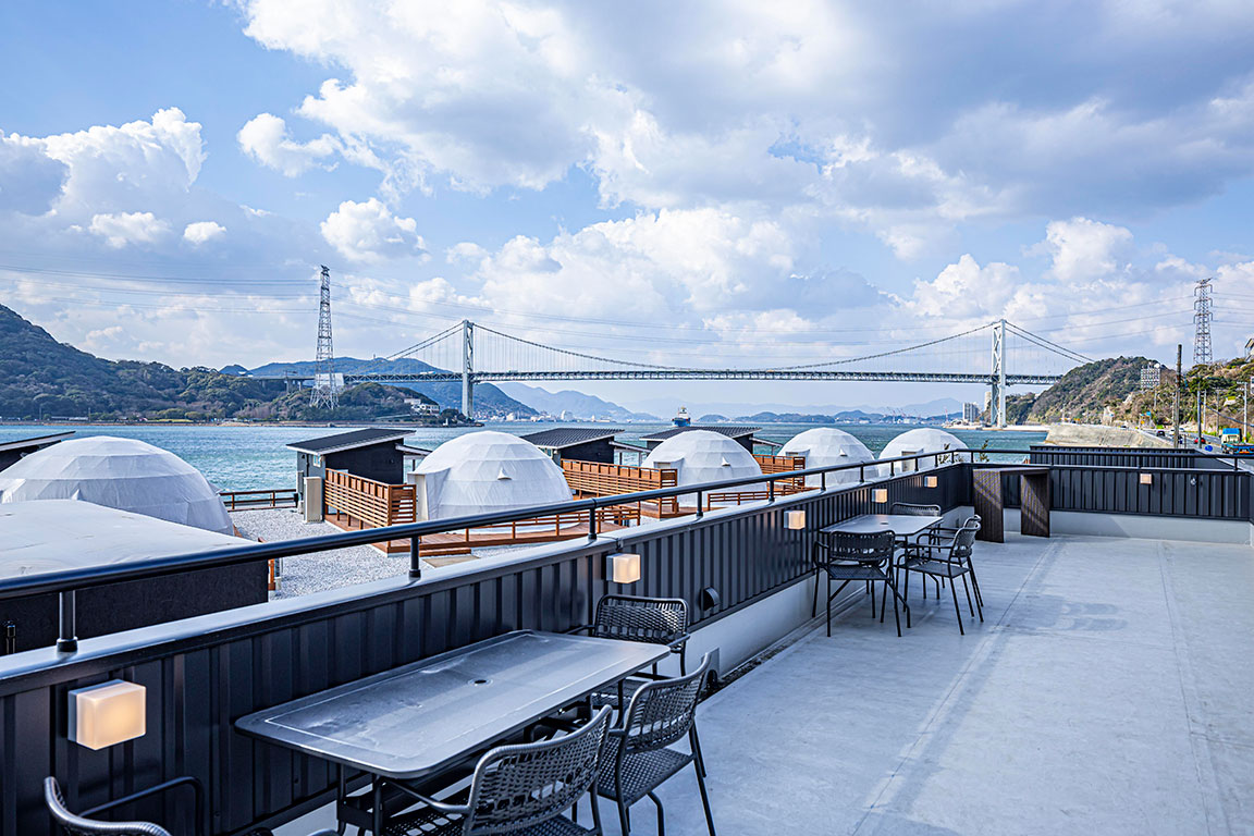 屋根付きテラス